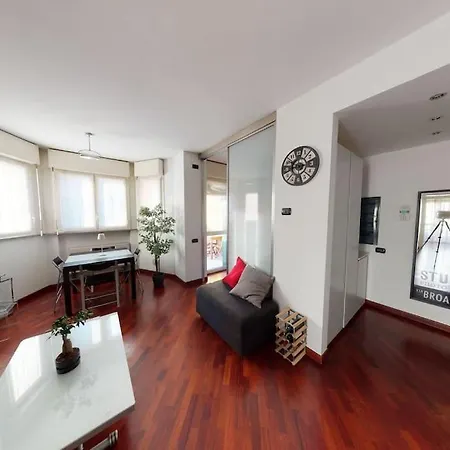 Apartment+Garage Near Novegro Exhibition/Linate Segrate Exterior foto